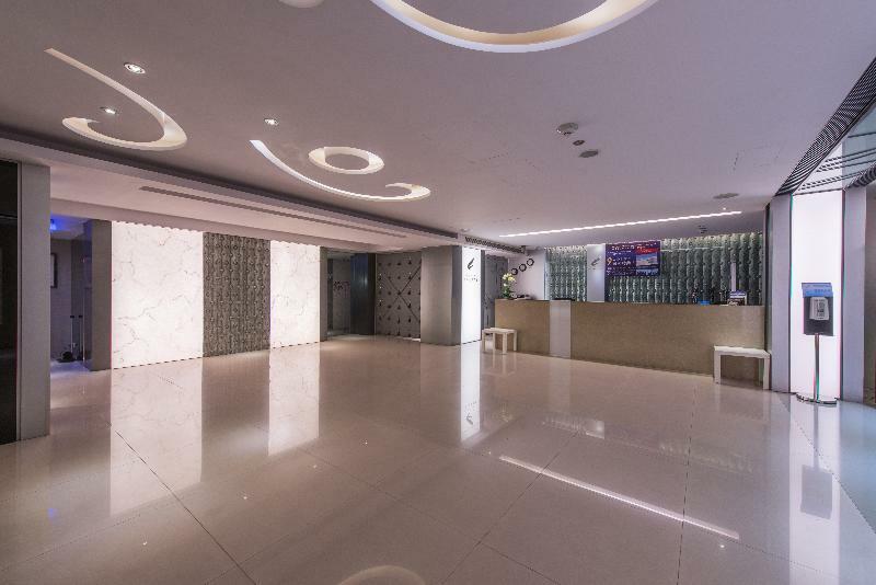 Forward Hotel Taipei Nangang Dış mekan fotoğraf